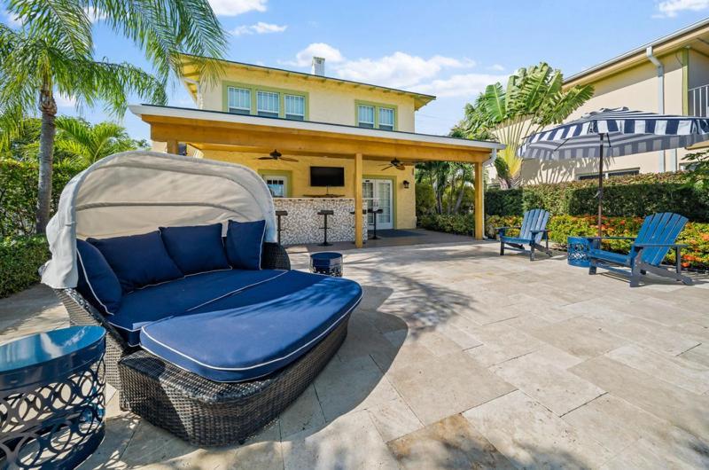 Capri Inn & Apartments Лейк-Уорт Экстерьер фото